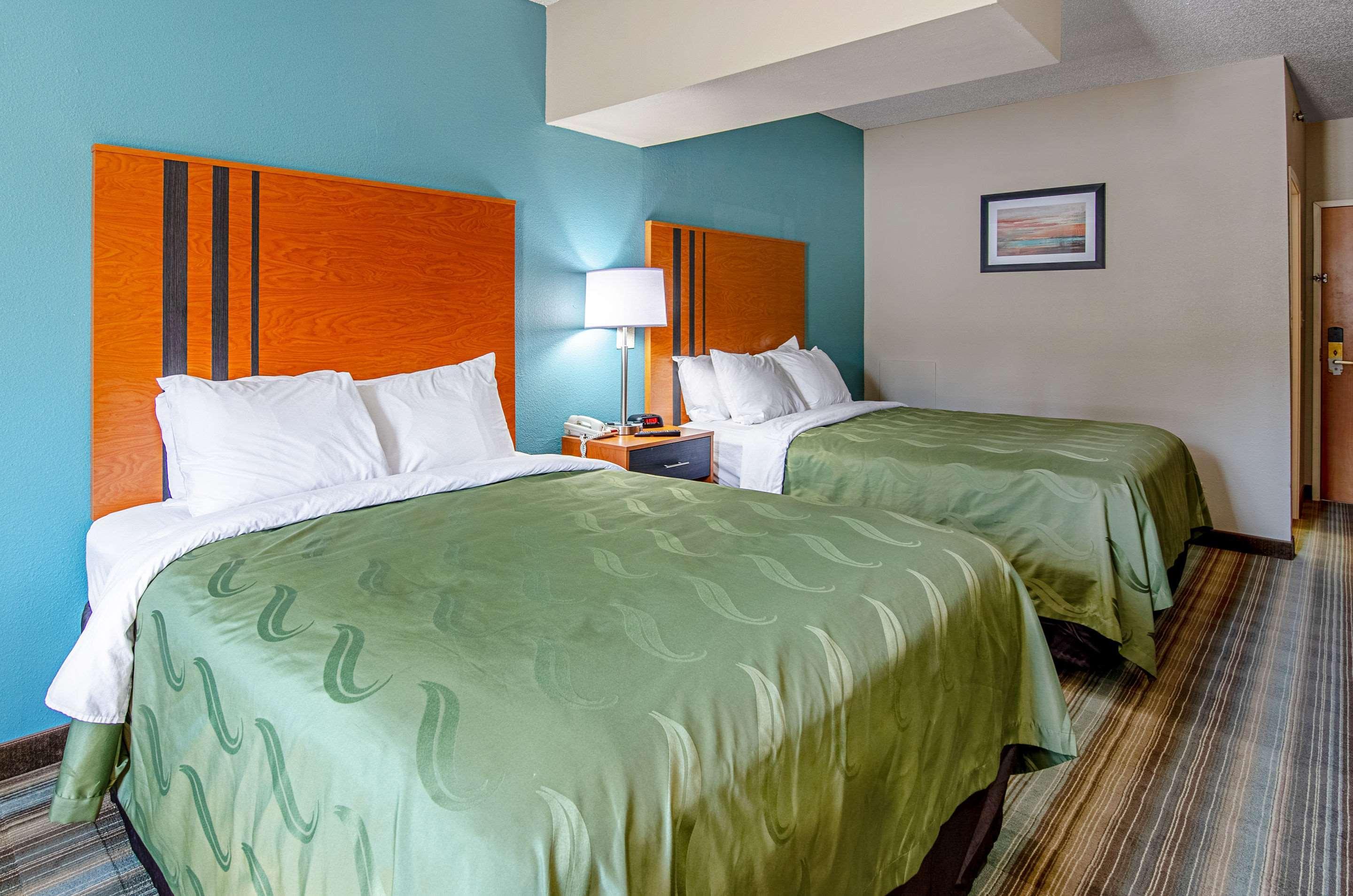 Quality Inn & Suites I-81 Exit 7 Брістол Екстер'єр фото