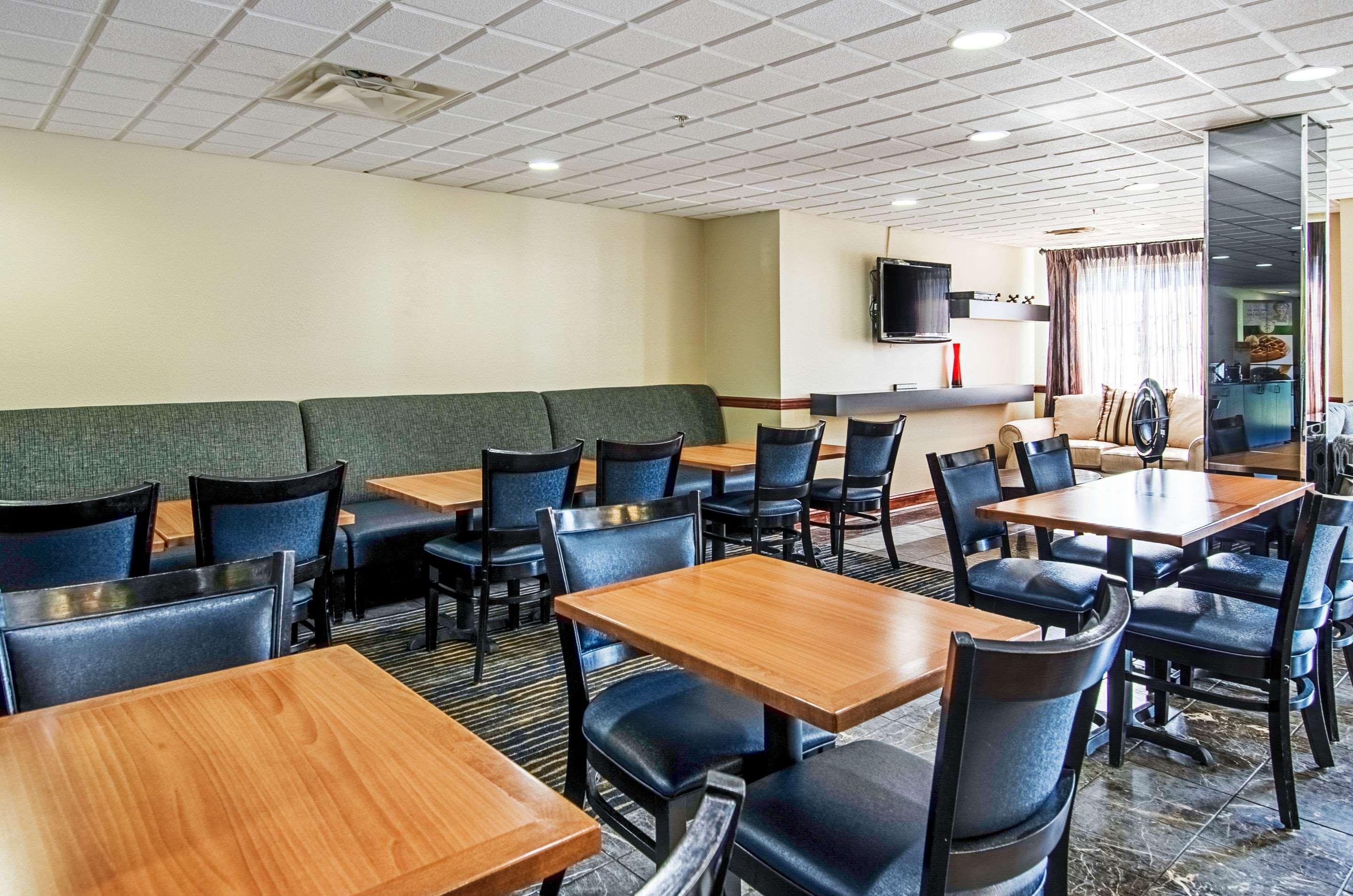 Quality Inn & Suites I-81 Exit 7 Брістол Екстер'єр фото