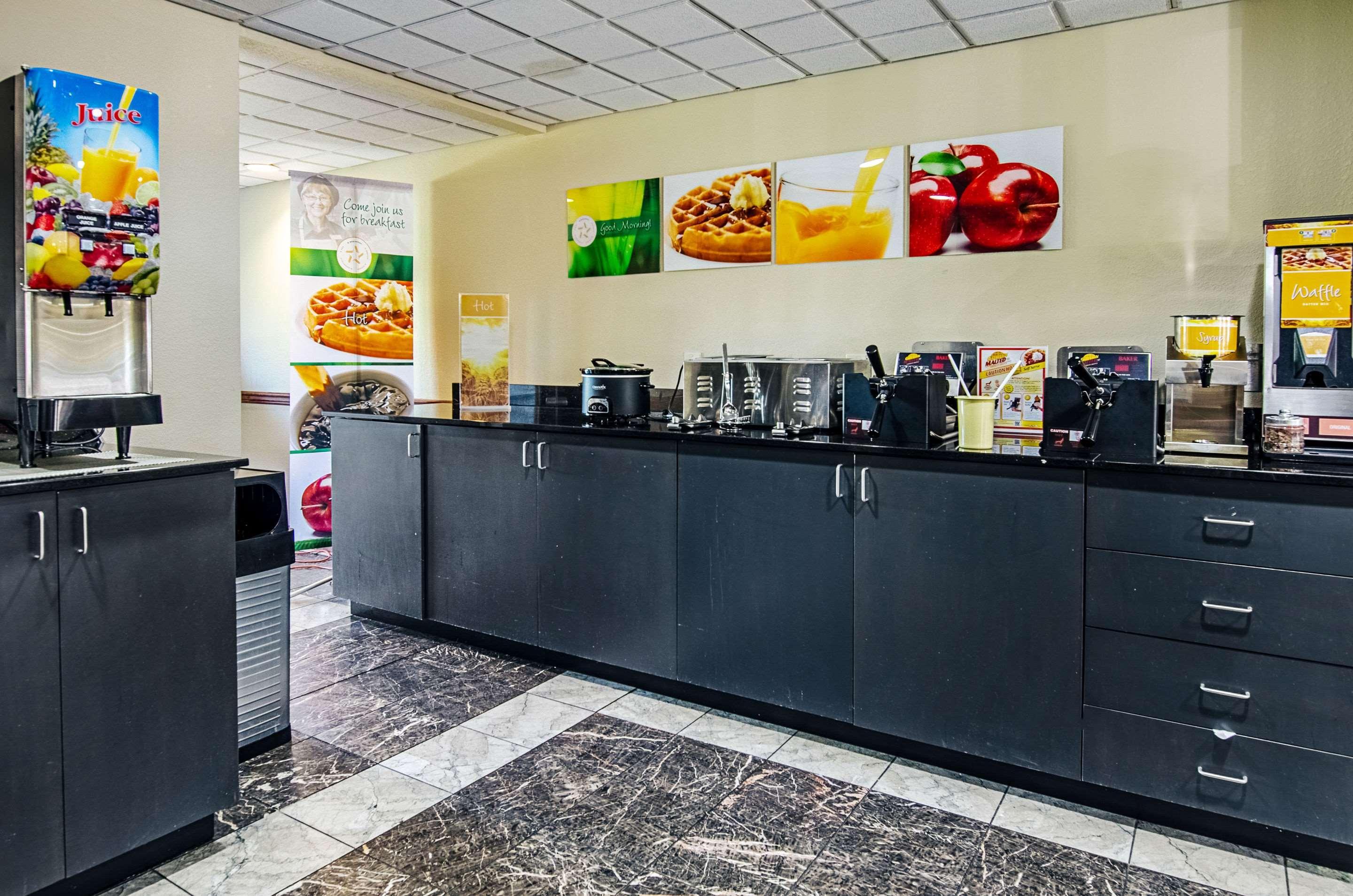 Quality Inn & Suites I-81 Exit 7 Брістол Екстер'єр фото