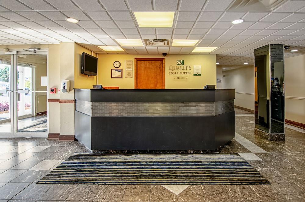 Quality Inn & Suites I-81 Exit 7 Брістол Екстер'єр фото